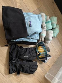 Women's Ski Gear Size M