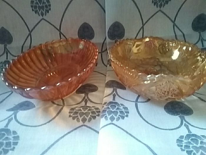 Two Ovel Glass Serving Bowls