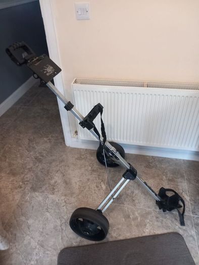 Powakaddy golf trolley
