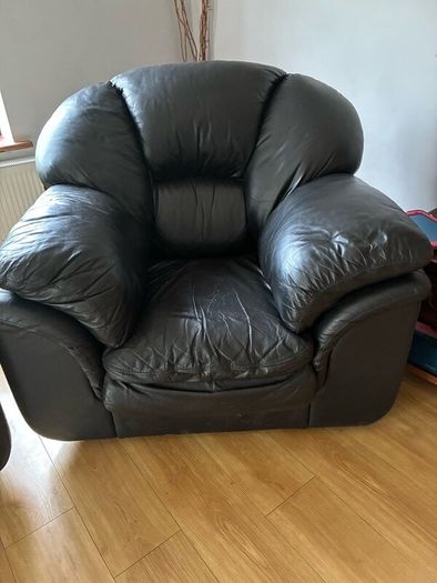Suite of furniture