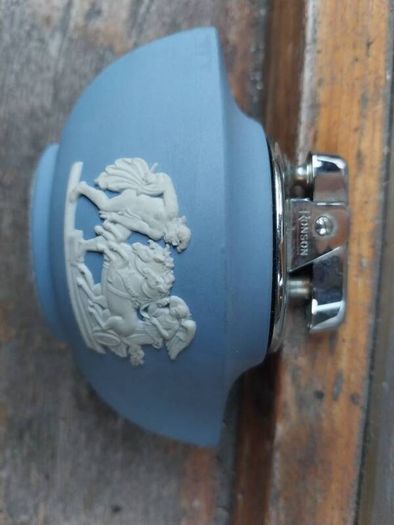 Wedgewood Lighter Ronson Insert