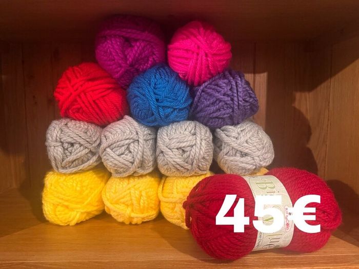 Yarn Knitting/Crochet