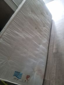 single bed mattress