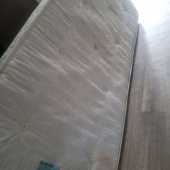 single bed mattress