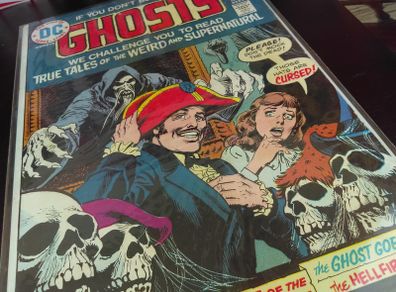 Ghosts ! Issue #32 ! Broze Age Horror Comic from 1974 ! First printing ! by DC Comics !