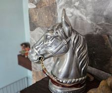 horse head lighter working