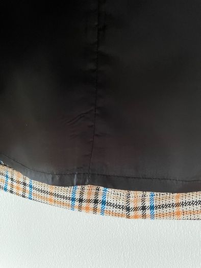 Check skirt size 10 New with tags