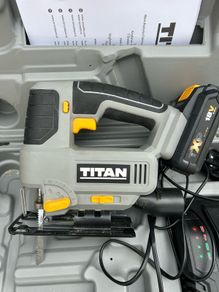 cordless jigsaw