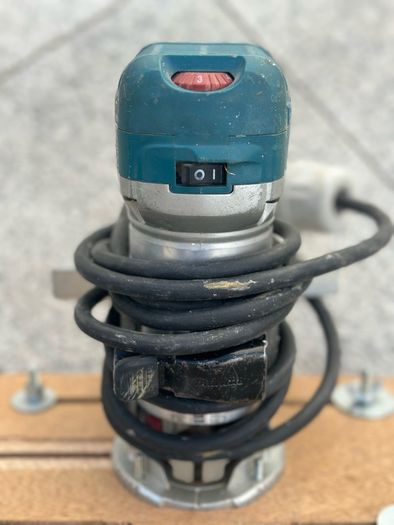Makita router