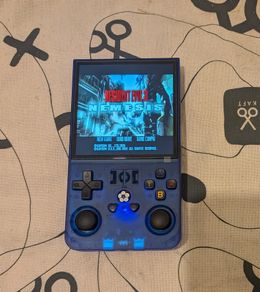 R36Max 128GB Game Console - Genuine Rockchip- Brand New - price firm