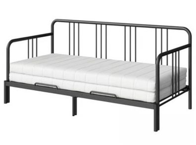 IKEA Fyresdal daybed - converts from single to double