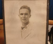 Old portrait photograph (Madras)