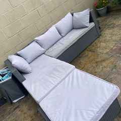 Rattan couch