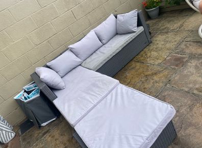 Rattan couch