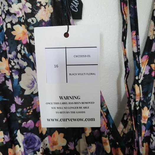 CurveWow floral dress, Size 16, BNWT