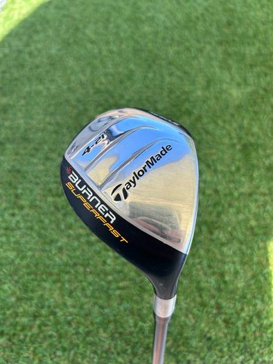 Full set of Taylormade Golf clubs