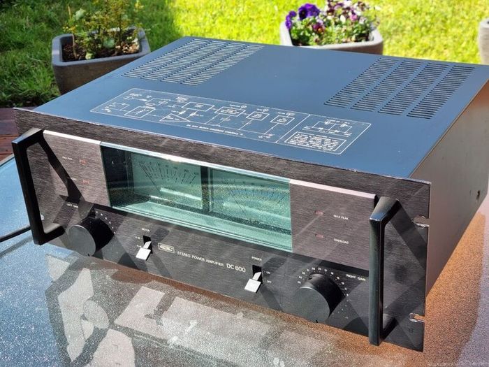 Revac DC-600 power amplifier