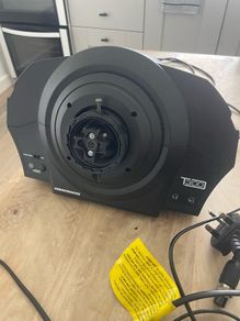 thrustmaster t300