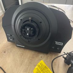 thrustmaster t300