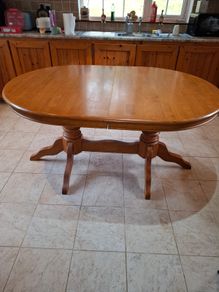 Kitchen table