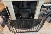 Adjustable Fireplace Safety Gate / Hearth Guard , Black Metal, Wall-Mountable