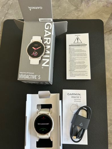 Garmin Watch (Vivoactive 5)