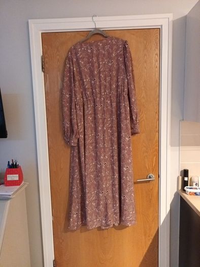 In The Style - Stacey Solomon  Dress.  S. 18.   B.N.W.T