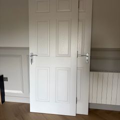 White internal doors x 3