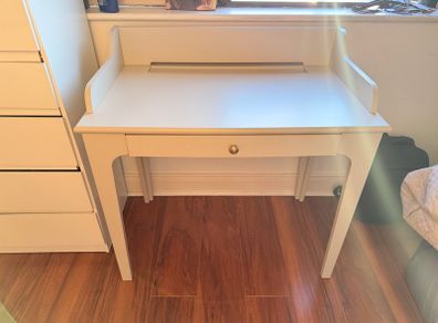 White Desk
