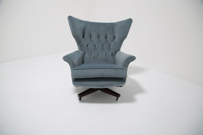 Vintage Blofeld 6250 Swivel & Rocking Lounge Chair in Blue Velvet by Paul Conti for G-Plan, 1960s