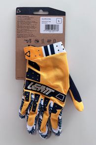 MTB Gloves - by Leatt