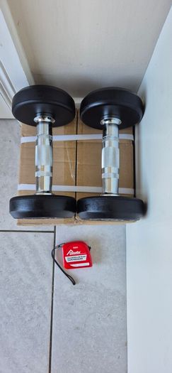 2xbrand new sets of dumbbells