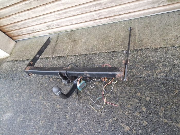Ford Focus McCabe hitch 2011-2018