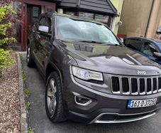 Crew Cab Jeep Grand Cherokee Limited+ 4X4