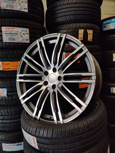 21" Porsche Macan alloy wheels wider rears Dublin 12 /mobile service Finance Available