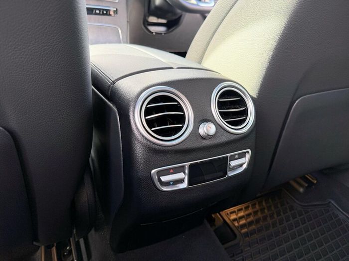 Mercedes-Benz GLC 300d AMG Premium Plus (2023)