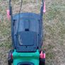 Electric lawnmower Image 3