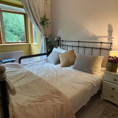 Super King Size Bed