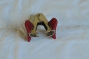 Wine Coloured Staple Remover for Sale