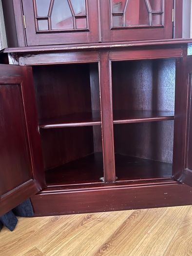 Beautiful Mahogany Glass Cabinet
