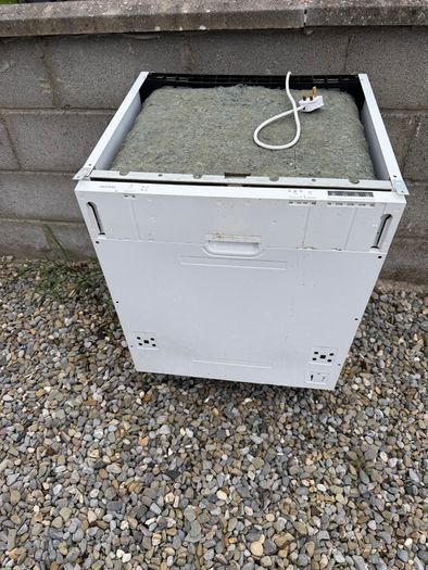 Free built in dishwasher