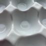 Ceramic egg holder Image 2