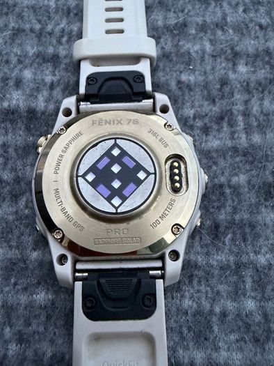 Garmin Fenix 7S Pro Sapphire Solar Edition Soft Gold with Light Sand Band