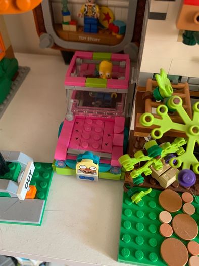 Lego Krusty Burger