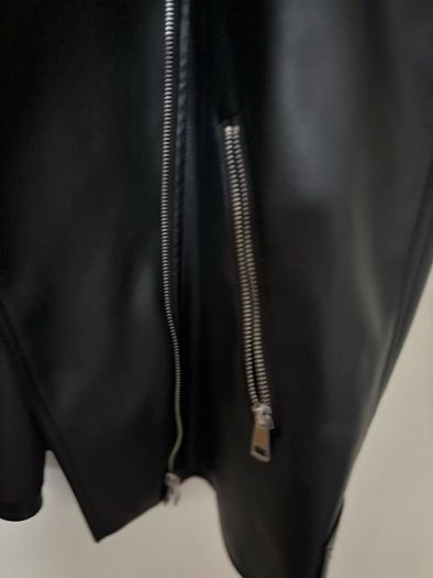 Savida sleeveless leather jacket