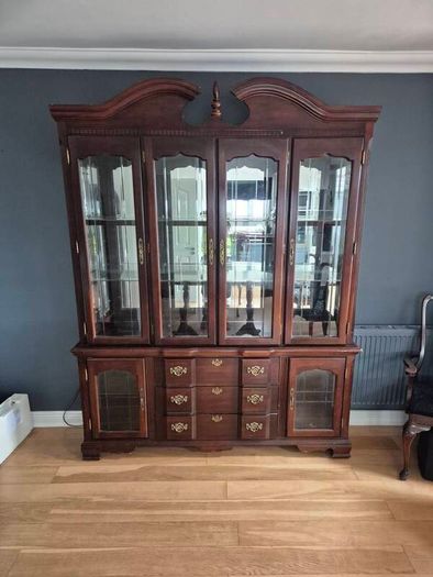 crystal cabinet, table with chairs
