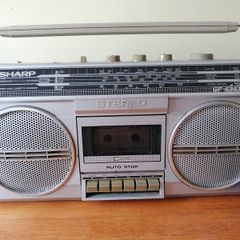 Vintage Radiocassette SHARP