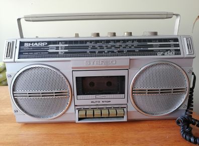 Vintage Radiocassette SHARP