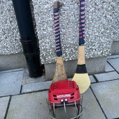 Azzurri Kids Helmet plus 2 Hurls