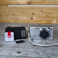 Sony Cybershot DSC-W170 10.1MP Digital Camera 5x zoom Silver,Charger ,4gbSd Card